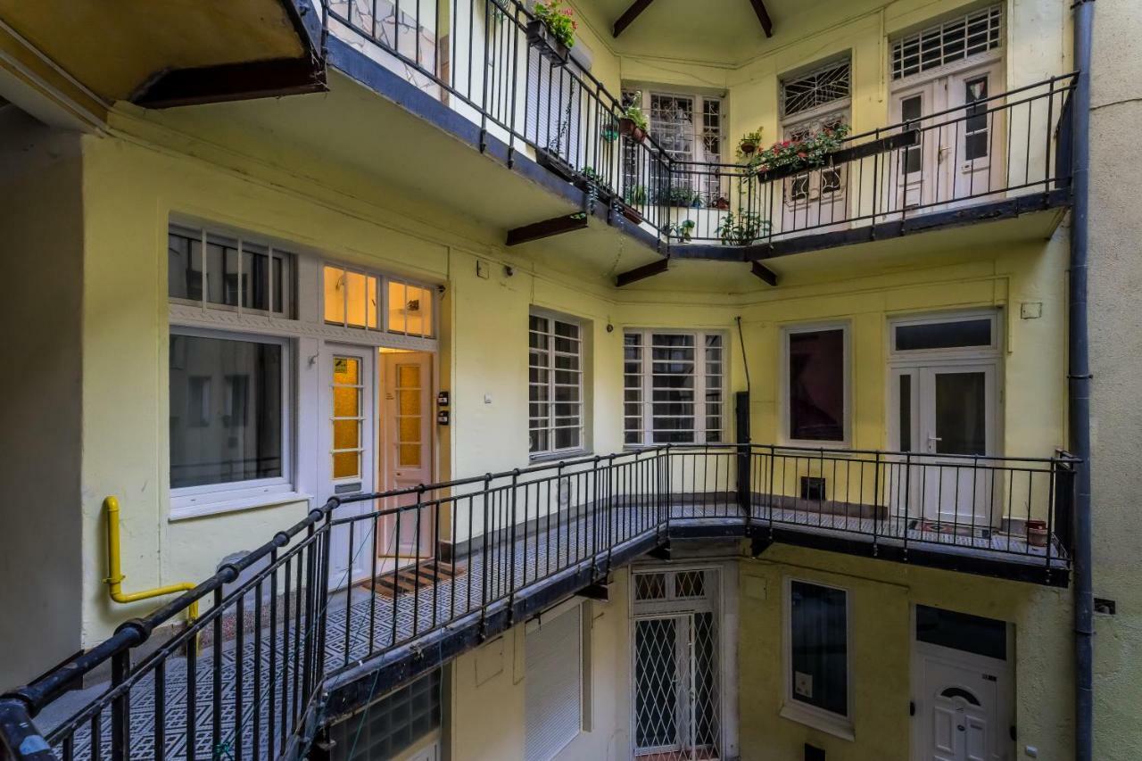 Pop Arts Studios Budapest Ngoại thất bức ảnh